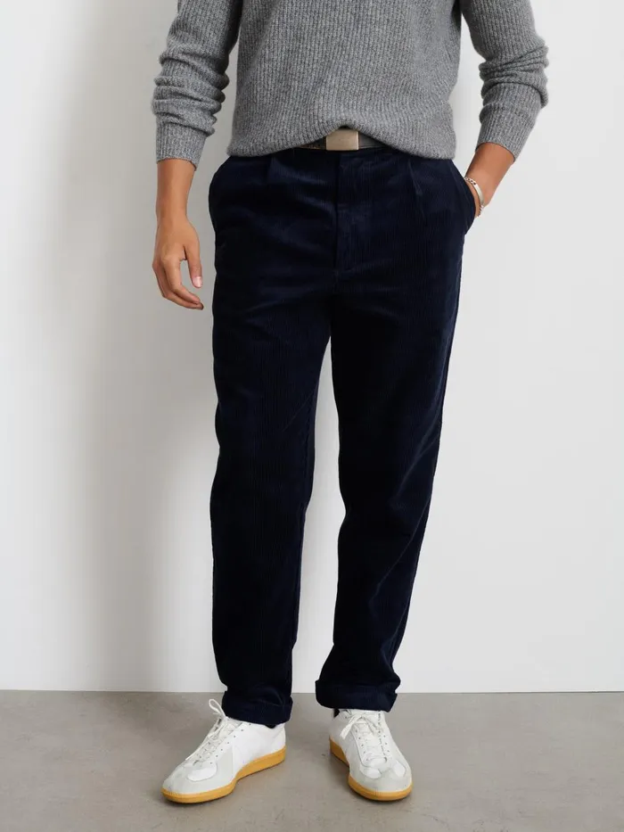 Alex Mill Suiting Blazers Men Standard Pleated Pant In Corduroy Dark Navy