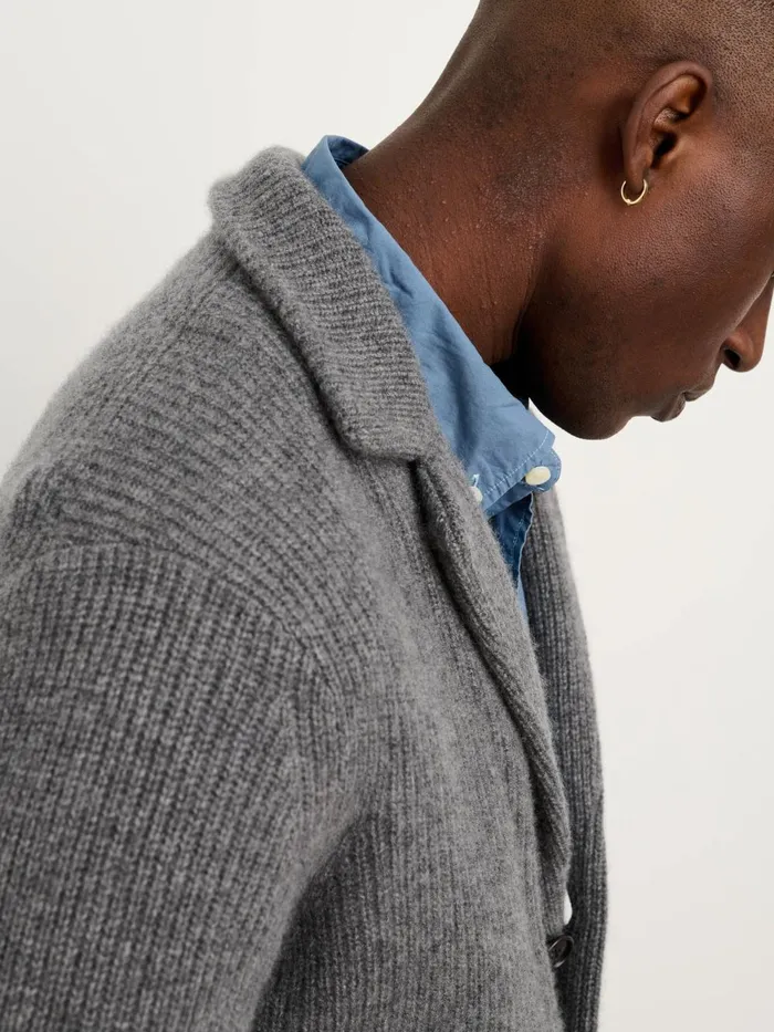 Alex Mill Sweaters Sweatshirts Men Mitchell Cardigan In Washed Cashmere Heather Pewter