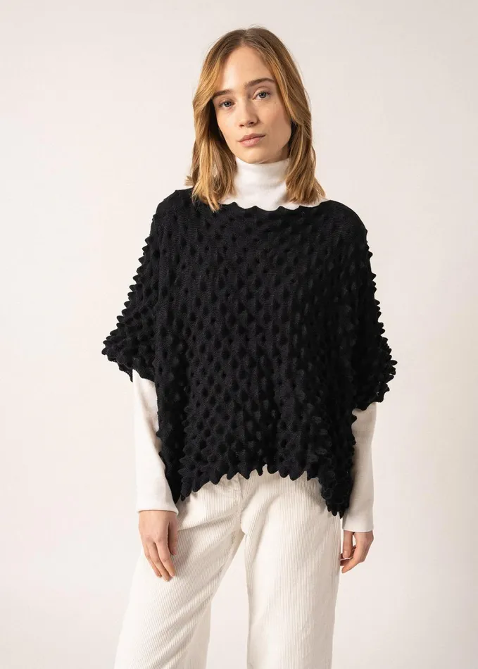 Alveole Poncho Fancy Knit Poncho Navy Women Saint James Sweaters Cardigans and Jackets
