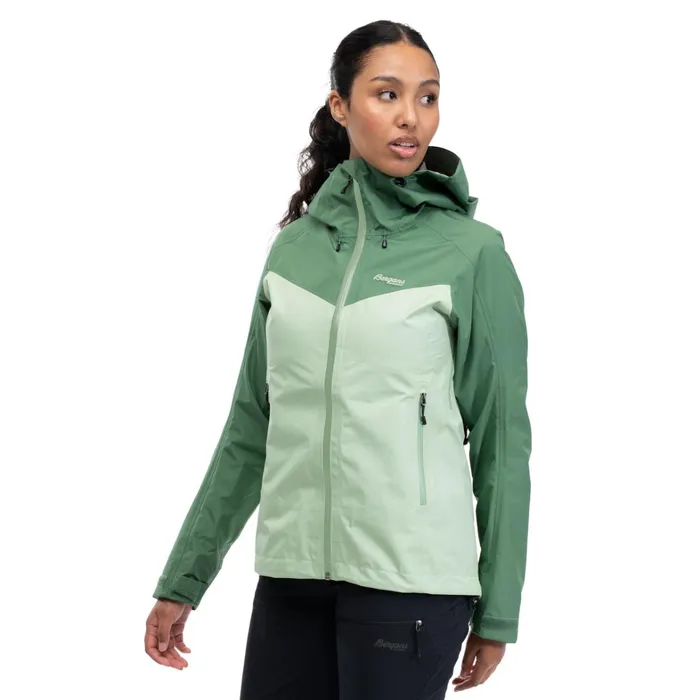 Bergans Of Norway Shell Jackets Skar Light 3l Shell Jacket Light Jade Green Dark Jade Green 8211 Women