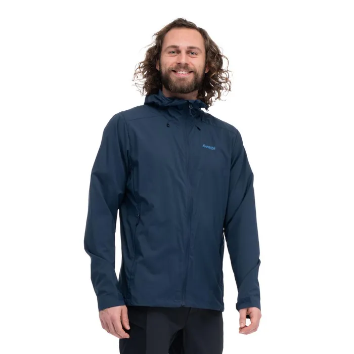 Bergans Of Norway Softshell Jackets Skar Light Windbreaker Jacket Navy 8211 Men Bergans Of Norway Softshell Jackets Skar Light Windbreaker Jacket Navy 8211 Men
