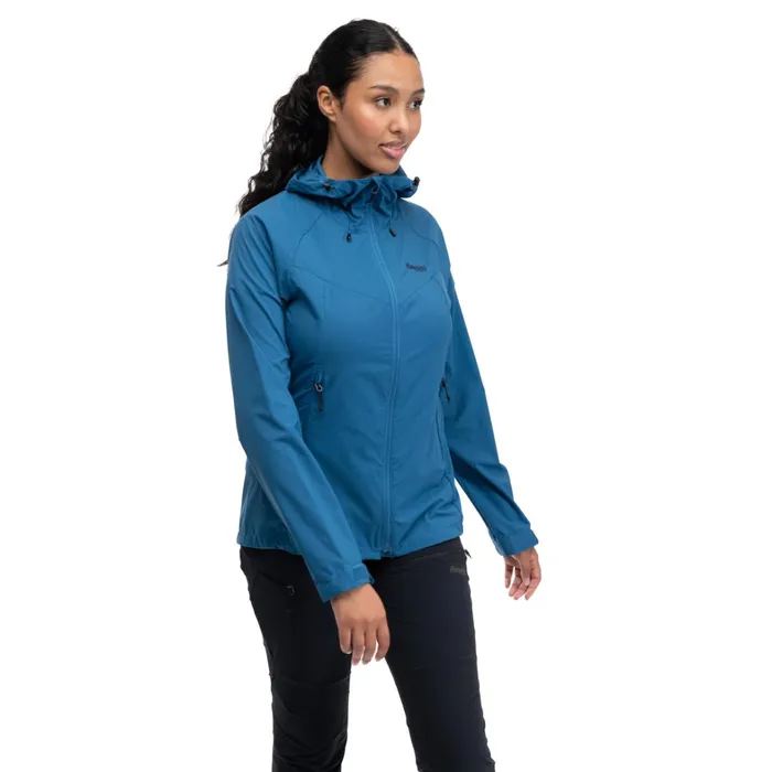 Bergans Of Norway Softshell Jackets Skar Light Windbreaker Jacket North Sea Blue 8211 Women