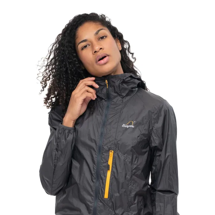 Bergans Of Norway Softshell Jackets Y Lightline Pure Windbreaker Jacket Dark Shadow Grey 8211 Women