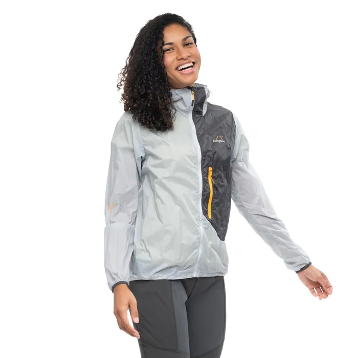 Bergans Of Norway Softshell Jackets Y Lightline Pure Windbreaker Jacket Pearl Grey Dark Shadow Grey 8211 Women