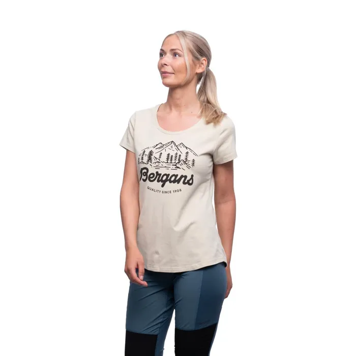 Bergans Of Norway TShirts Classic V2 W Tee Chalk Sand 8211 Women