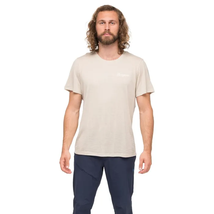 Bergans Of Norway TShirts Rabot Emblem Wool Tee Chalk Sand 8211 Men