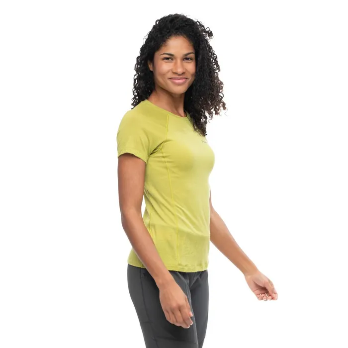 Bergans Of Norway TShirts Y Lightline Merino Tee Golden Lime Green 8211 Women