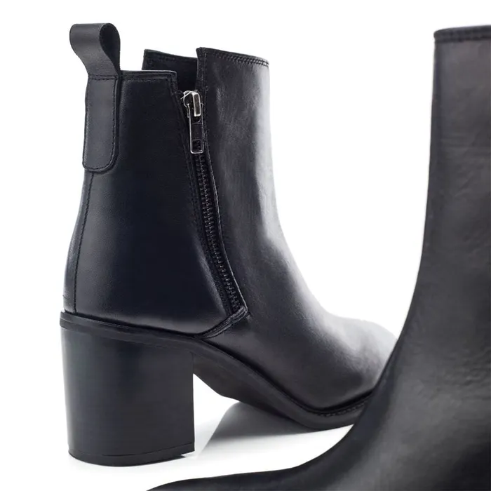 Black Boots Women Moda In Pelle Bsoleful BMolly Black Leather