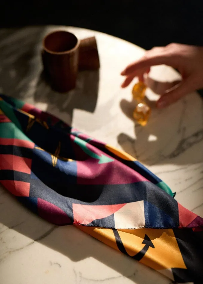 Carre Seabed Square Scarf With Geographic Motif Navykellygreen Women Saint James Scarves Carre Seabed Square Scarf With Geographic Motif Navykellygreen Women Saint James Scarves
