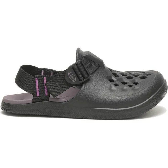 Chaco Chillos Clog Black Women Clogs and SlipOns