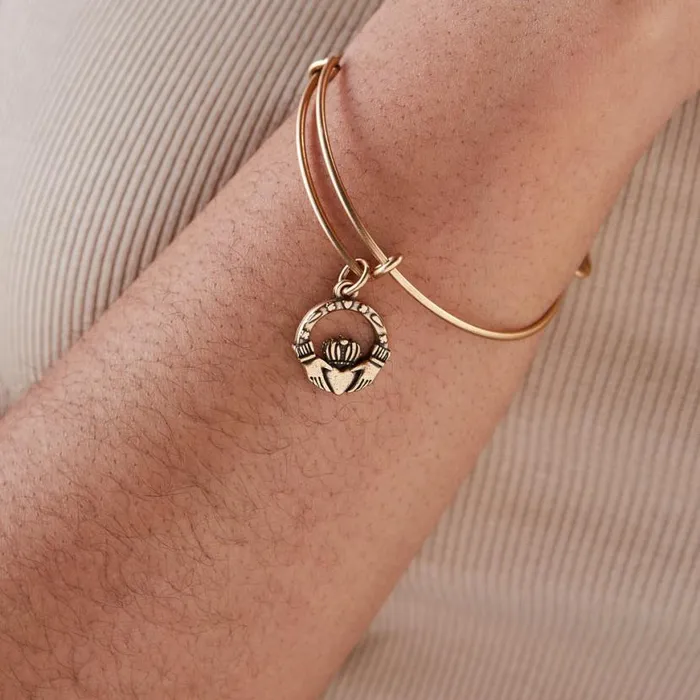 Claddagh Charm Bangle Bracelet Rafaelian Silver Women Alex And Ani Heart Claddagh Charm Bangle Bracelet Rafaelian Silver Women Alex And Ani Heart