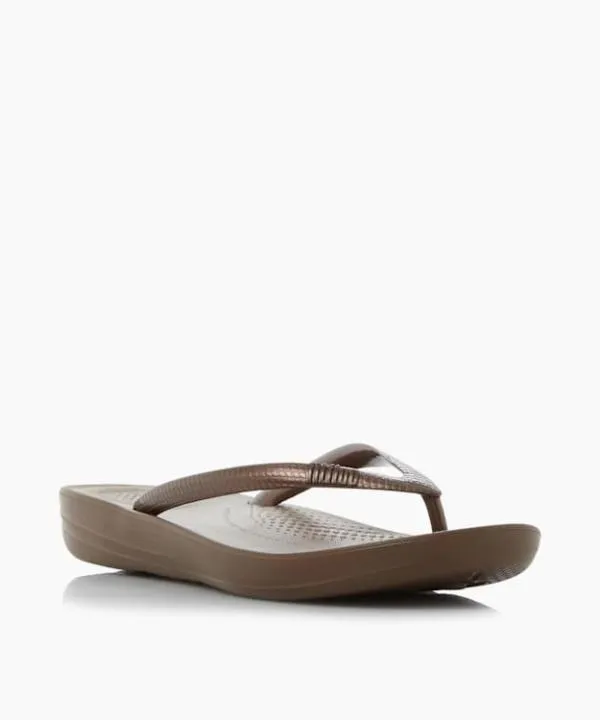 Dune London Flat Sandals Iqushion Bronze Wedge Flip Flop Dune London Metallic 8211 Women Dune London Flat Sandals Iqushion Bronze Wedge Flip Flop Dune London Metallic 8211 Women
