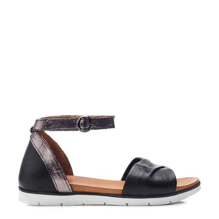 Flat Sandals Women Moda In Pelle Bsoleful BSensi Black Leather