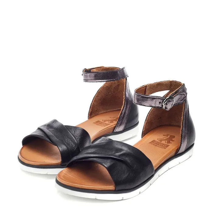 Flat Sandals Women Moda In Pelle Bsoleful BSensi Black Leather