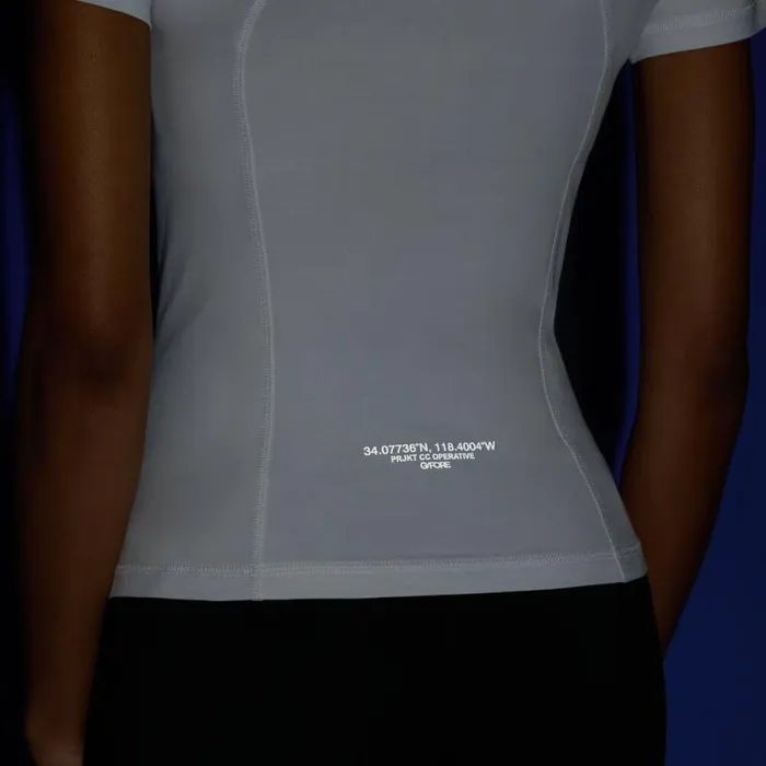 GFORE ESSENTIAL TECH COTTON JERSEY OPS TEE Snow Women Polos and Shirts GFORE ESSENTIAL TECH COTTON JERSEY OPS TEE Snow Women Polos and Shirts