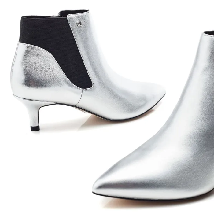 Heeled And Wedge Boots Women Moda In Pelle Qute Silver Leather