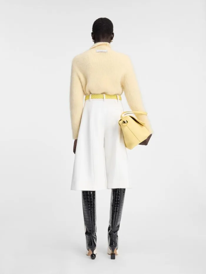 JACQUEMUS The Amalfi Bermuda Shorts White Women Trousers and Shorts JACQUEMUS The Amalfi Bermuda Shorts White Women Trousers and Shorts