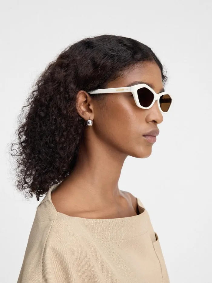 JACQUEMUS The Bambino Sunglasses White WomenMen Sunglasses