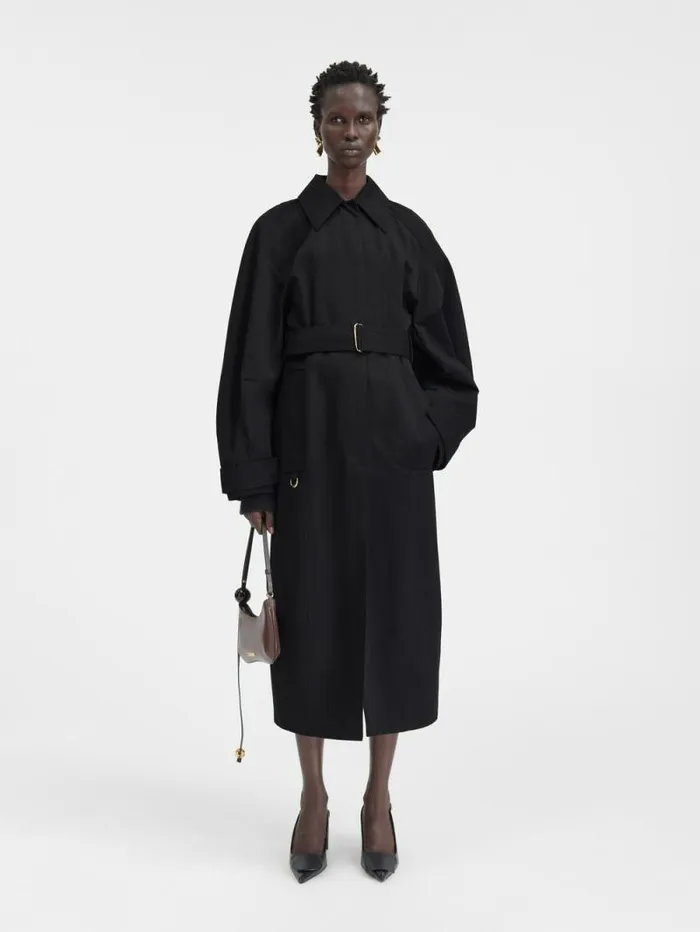 JACQUEMUS The Bari Trench Coat Black Women Coats and Jackets JACQUEMUS The Bari Trench Coat Black Women Coats and Jackets