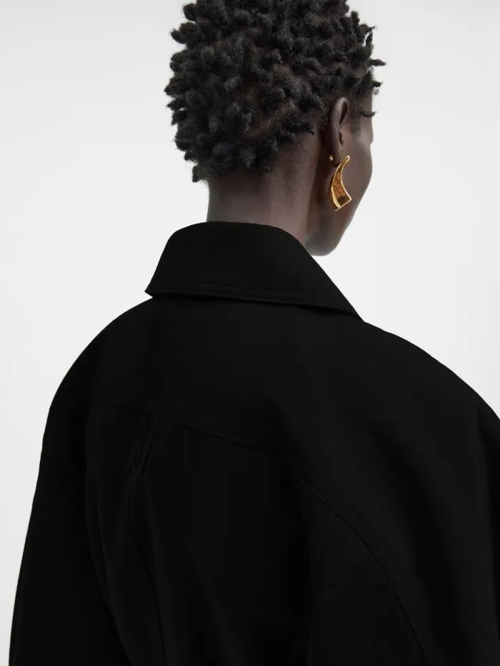 JACQUEMUS The Bari Trench Coat Black Women Coats and Jackets JACQUEMUS The Bari Trench Coat Black Women Coats and Jackets