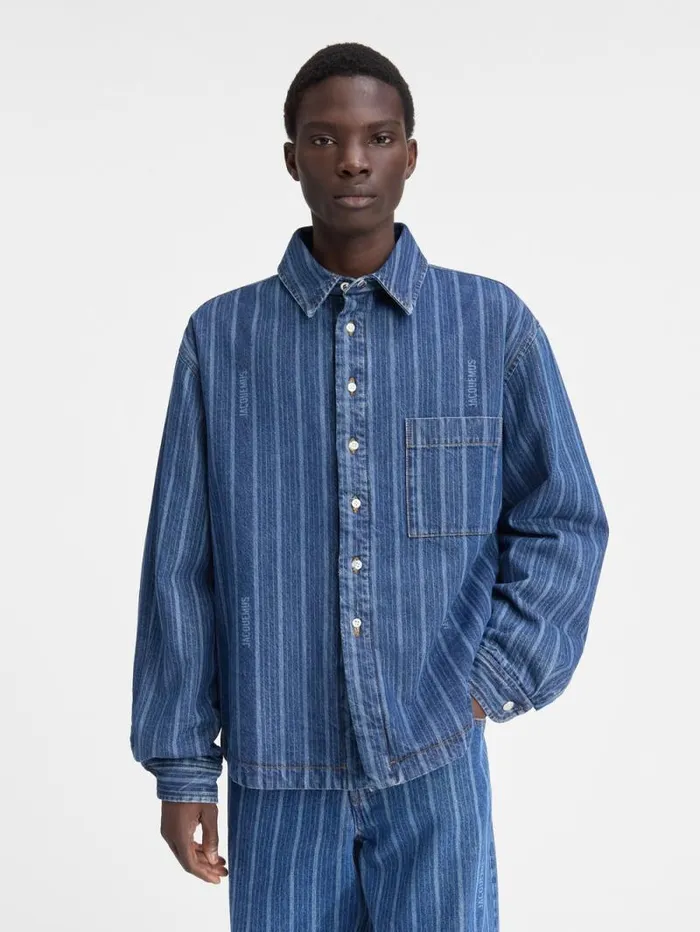 JACQUEMUS The Boulanger Shirt Print Blue Stripes Men Shirts JACQUEMUS The Boulanger Shirt Print Blue Stripes Men Shirts