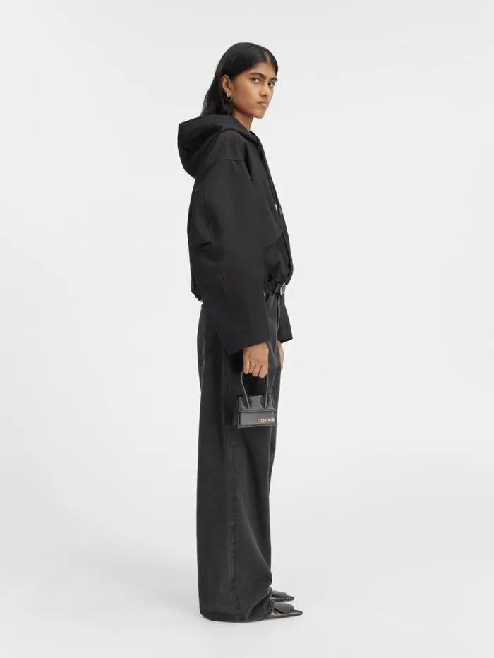 JACQUEMUS The Caraco Cropped Parka Black Women Coats and Jackets JACQUEMUS The Caraco Cropped Parka Black Women Coats and Jackets