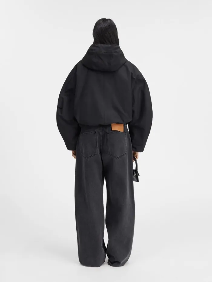 JACQUEMUS The Caraco Cropped Parka Black Women Coats and Jackets JACQUEMUS The Caraco Cropped Parka Black Women Coats and Jackets