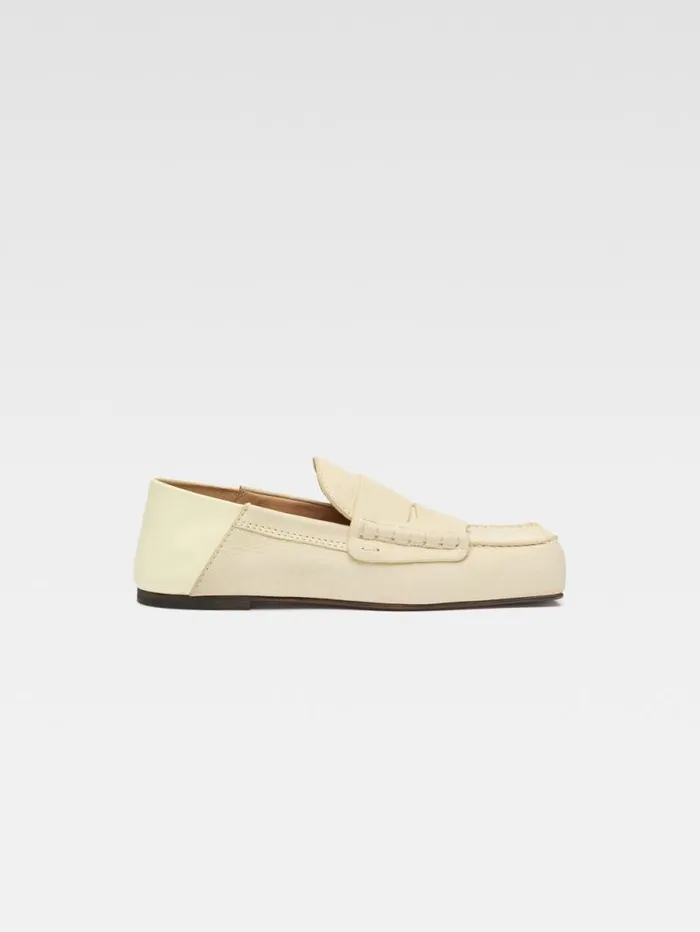 JACQUEMUS The Carr Loafers Pale Yellow Men Shoes