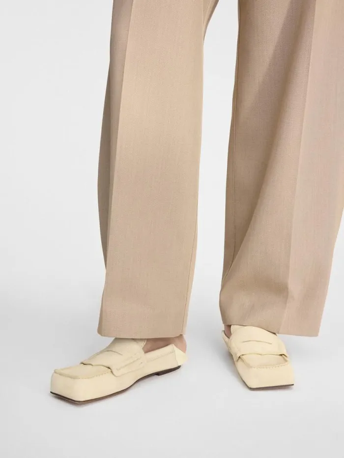 JACQUEMUS The Carr Loafers Pale Yellow Women Shoes JACQUEMUS The Carr Loafers Pale Yellow Women Shoes