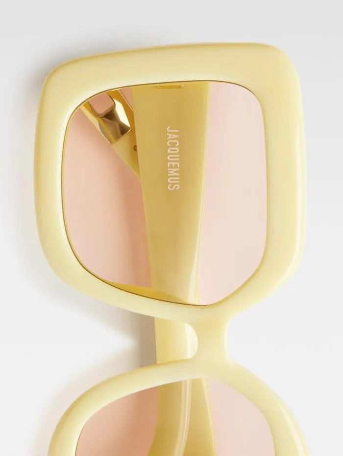 JACQUEMUS The Carr Rond Sunglasses Pale Yellow WomenMen Sunglasses