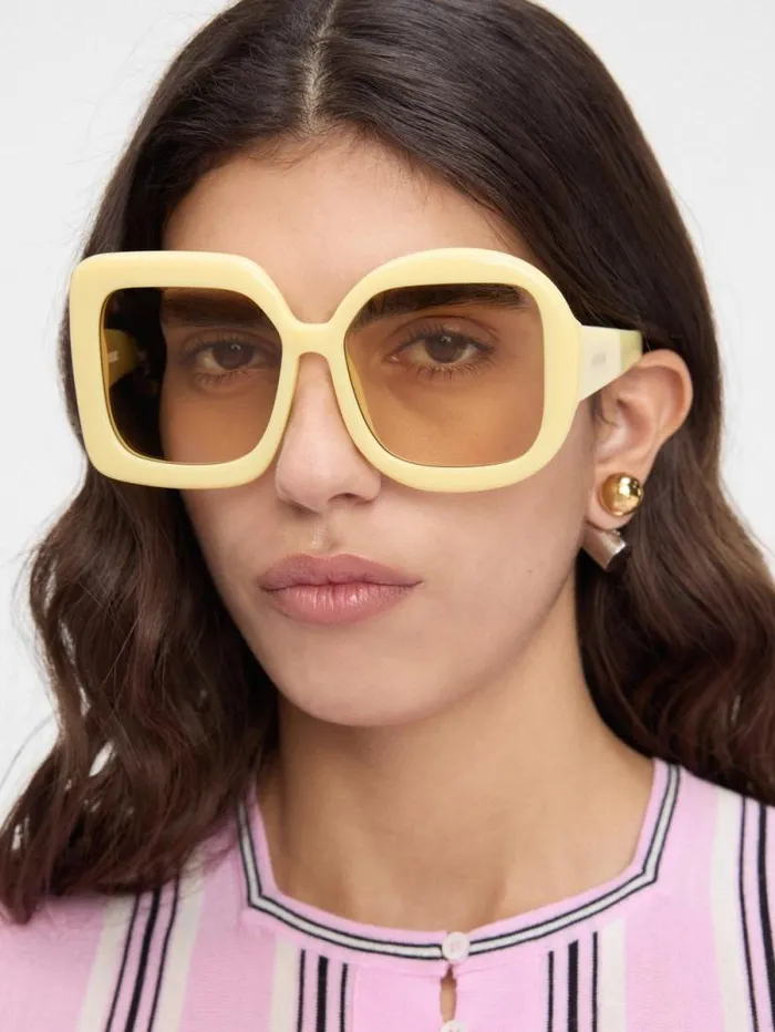JACQUEMUS The Carr Rond Sunglasses Pale Yellow WomenMen Sunglasses