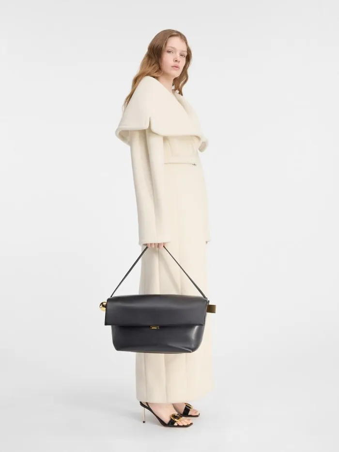 JACQUEMUS The Caruso Coat Offwhite Women Coats and Jackets JACQUEMUS The Caruso Coat Offwhite Women Coats and Jackets