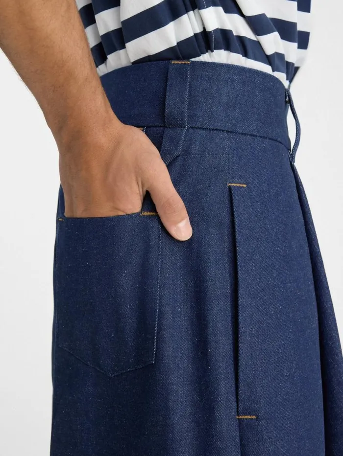 JACQUEMUS The DeNmes Ravello Denim Shorts Navy Men Denim JACQUEMUS The DeNmes Ravello Denim Shorts Navy Men Denim