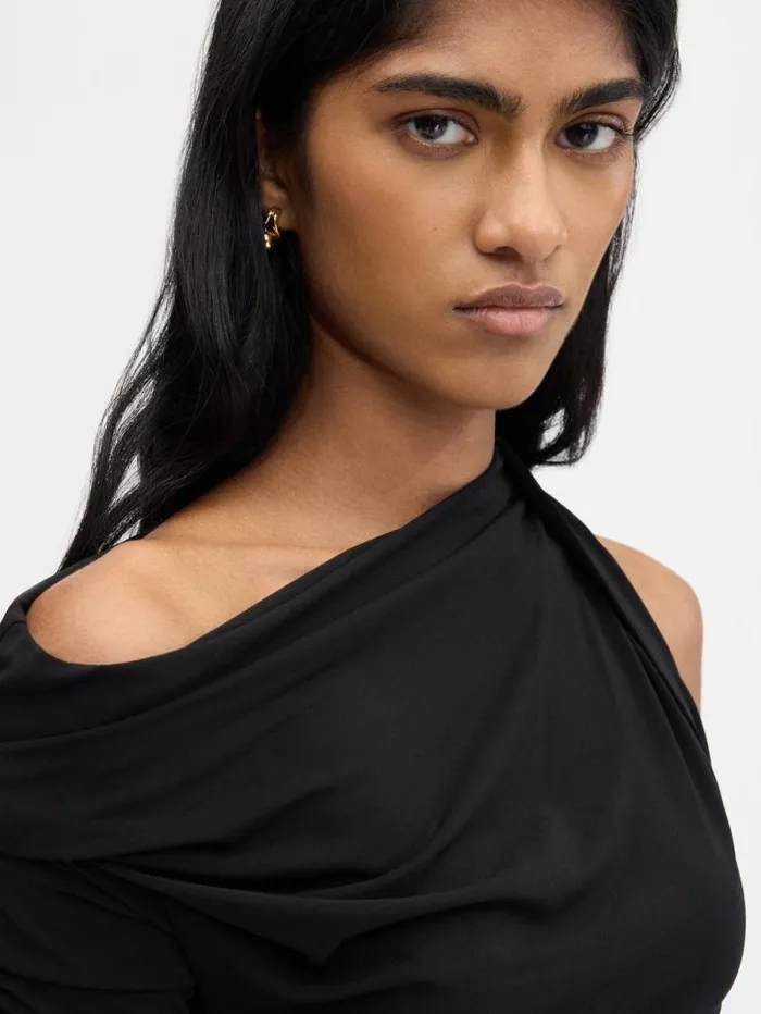 JACQUEMUS The Drapeado Top Black Women Tops and Shirts JACQUEMUS The Drapeado Top Black Women Tops and Shirts