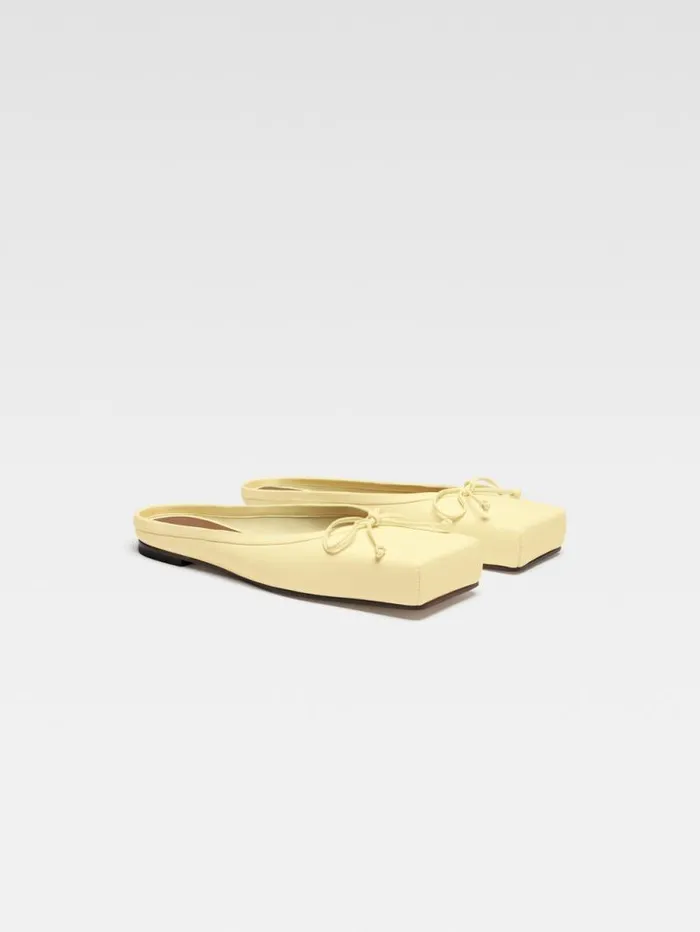 JACQUEMUS The Flat Ballet Mules Pale Yellow Women Shoes