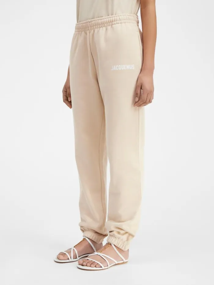 JACQUEMUS The Jacquemus Track Pants Light Beige WomenMen Sweatshirts and Joggings JACQUEMUS The Jacquemus Track Pants Light Beige WomenMen Sweatshirts and Joggings