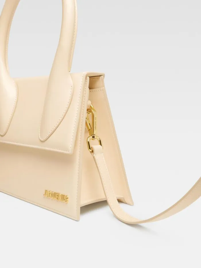 JACQUEMUS The Large Chiquito Ivory Women Crossbody and Handbags JACQUEMUS The Large Chiquito Ivory Women Crossbody and Handbags