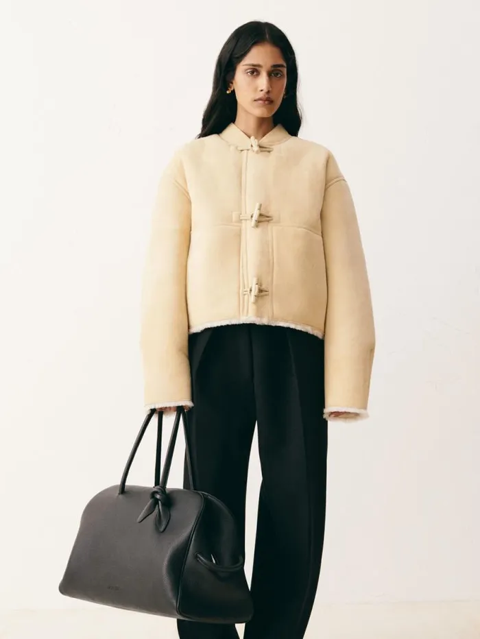 JACQUEMUS The Large Turismo Black WomenMen Crossbody and Handbags JACQUEMUS The Large Turismo Black WomenMen Crossbody and Handbags