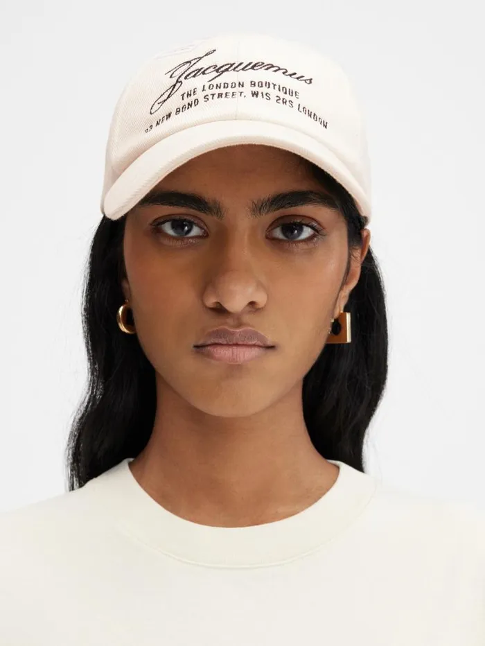 JACQUEMUS The London Baseball Cap Offwhite WomenMen Hats JACQUEMUS The London Baseball Cap Offwhite WomenMen Hats