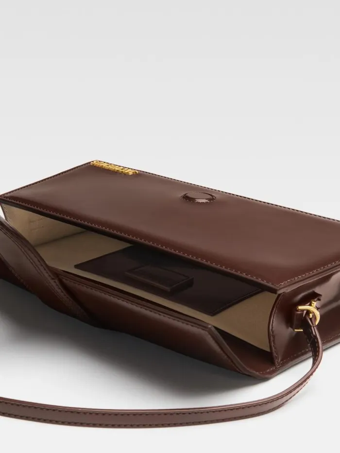 JACQUEMUS The Long Bambino Midnight Brown Women Shoulder Bags JACQUEMUS The Long Bambino Midnight Brown Women Shoulder Bags