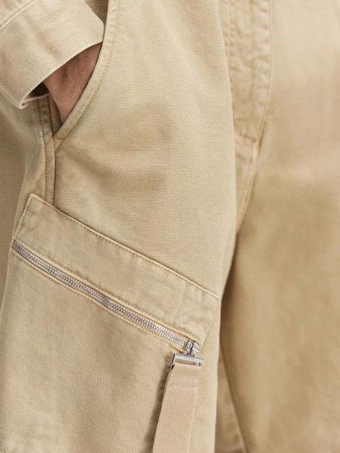 JACQUEMUS The Marrone Shorts Beige Men Trousers and Shorts JACQUEMUS The Marrone Shorts Beige Men Trousers and Shorts