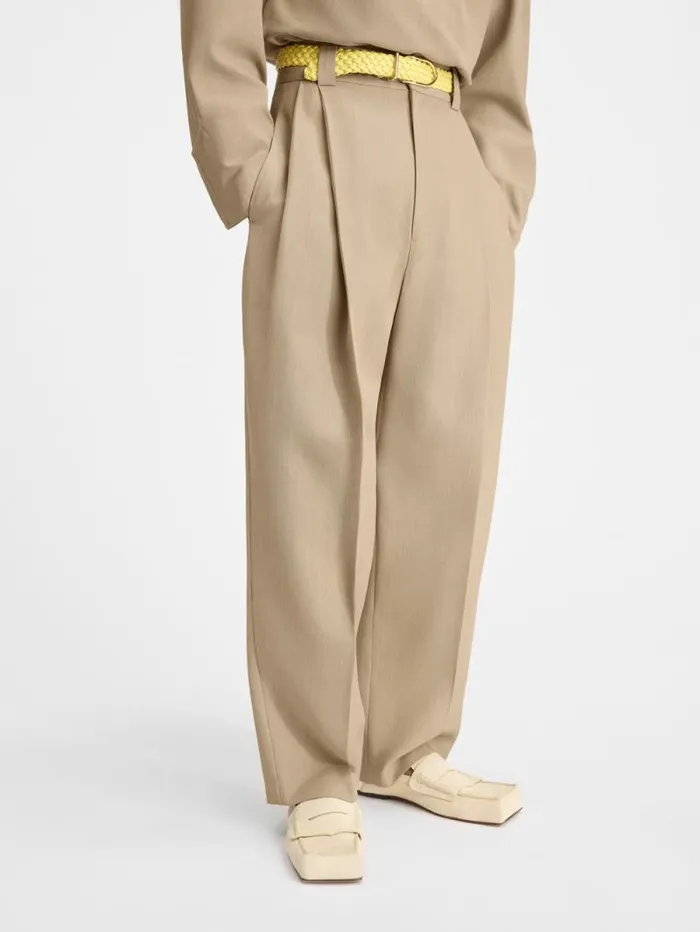 JACQUEMUS The Marzio Pants Beige Men Trousers and Shorts JACQUEMUS The Marzio Pants Beige Men Trousers and Shorts