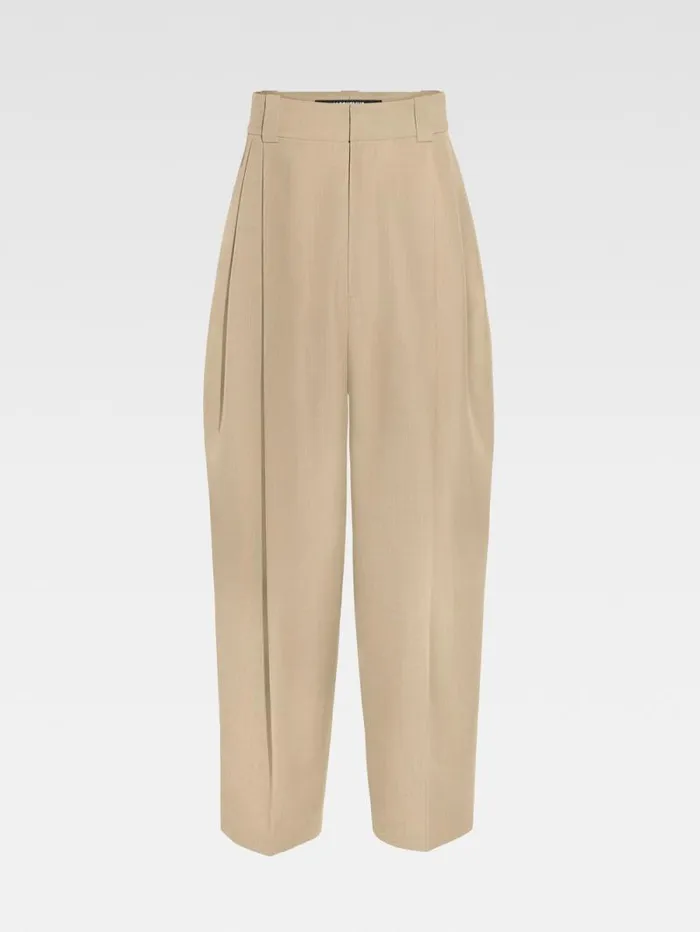 JACQUEMUS The Marzio Pants Beige Men Trousers and Shorts JACQUEMUS The Marzio Pants Beige Men Trousers and Shorts