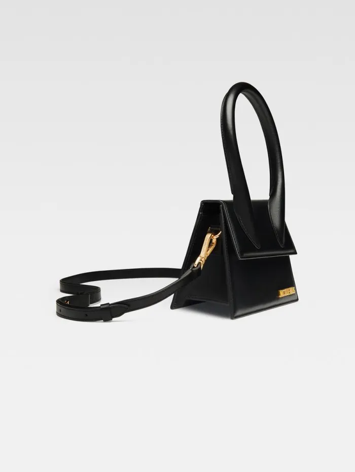 JACQUEMUS The Medium Chiquito Black Women Crossbody and Handbags JACQUEMUS The Medium Chiquito Black Women Crossbody and Handbags