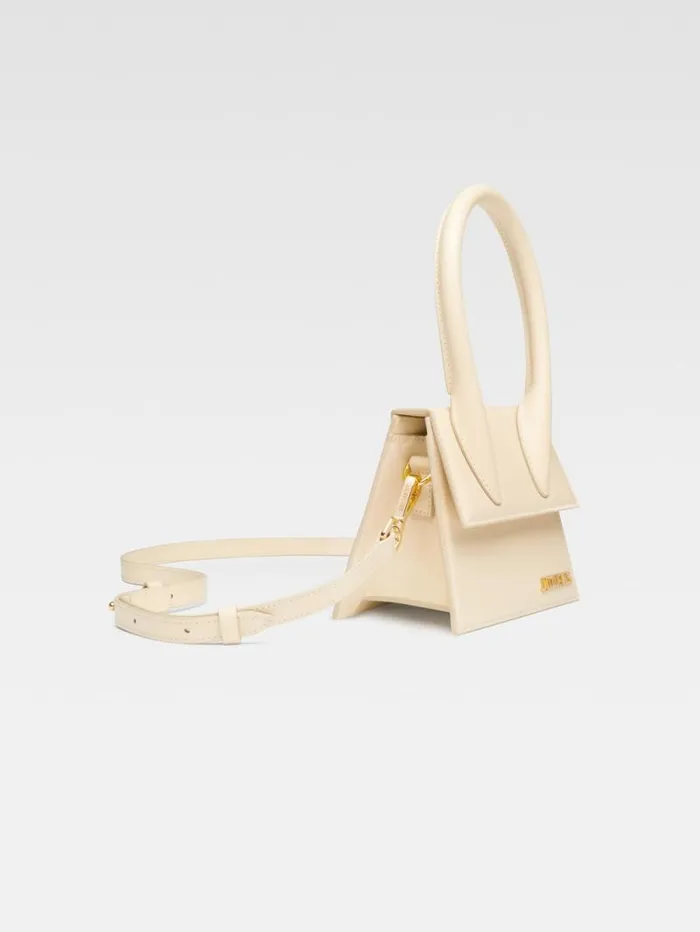 JACQUEMUS The Medium Chiquito Ivory Women Crossbody and Handbags JACQUEMUS The Medium Chiquito Ivory Women Crossbody and Handbags