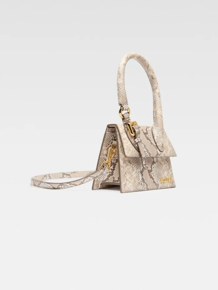 JACQUEMUS The Medium Chiquito With Buckle Beige Women Crossbody and Handbags JACQUEMUS The Medium Chiquito With Buckle Beige Women Crossbody and Handbags