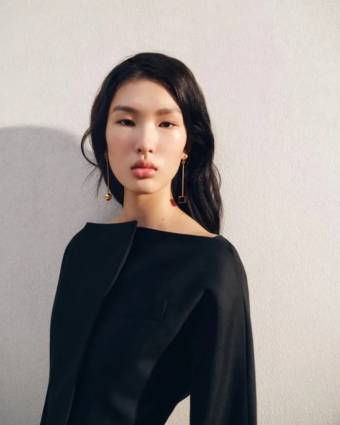 JACQUEMUS The Nodo Earrings Gold Women Jewellery