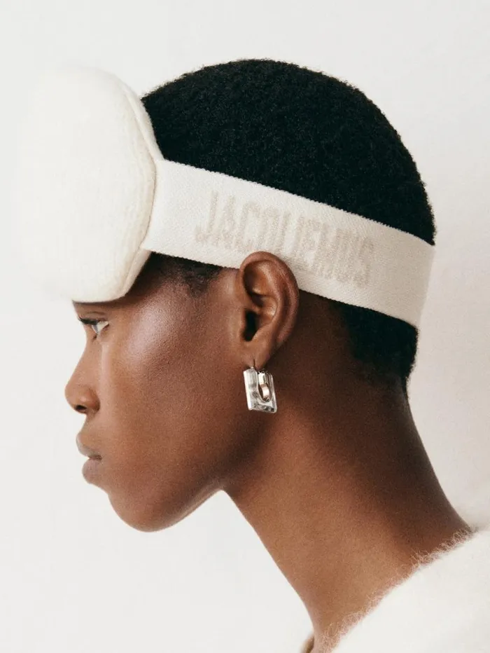 JACQUEMUS The Nuvola Mask Offwhite WomenMen Textile Accessories JACQUEMUS The Nuvola Mask Offwhite WomenMen Textile Accessories