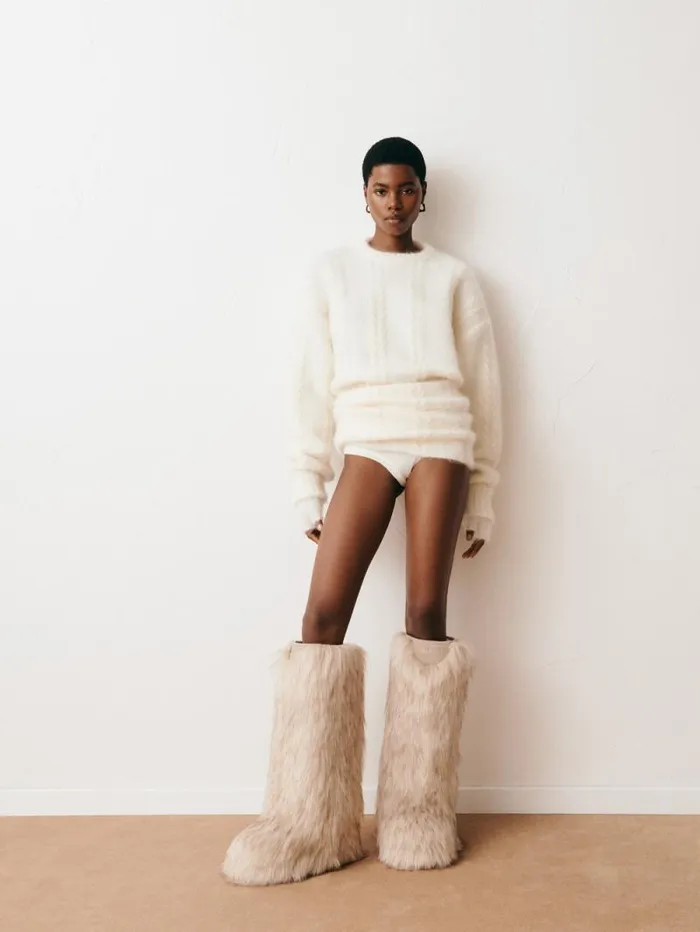 JACQUEMUS The Nuvola Sweater Offwhite WomenMen Knits JACQUEMUS The Nuvola Sweater Offwhite WomenMen Knits