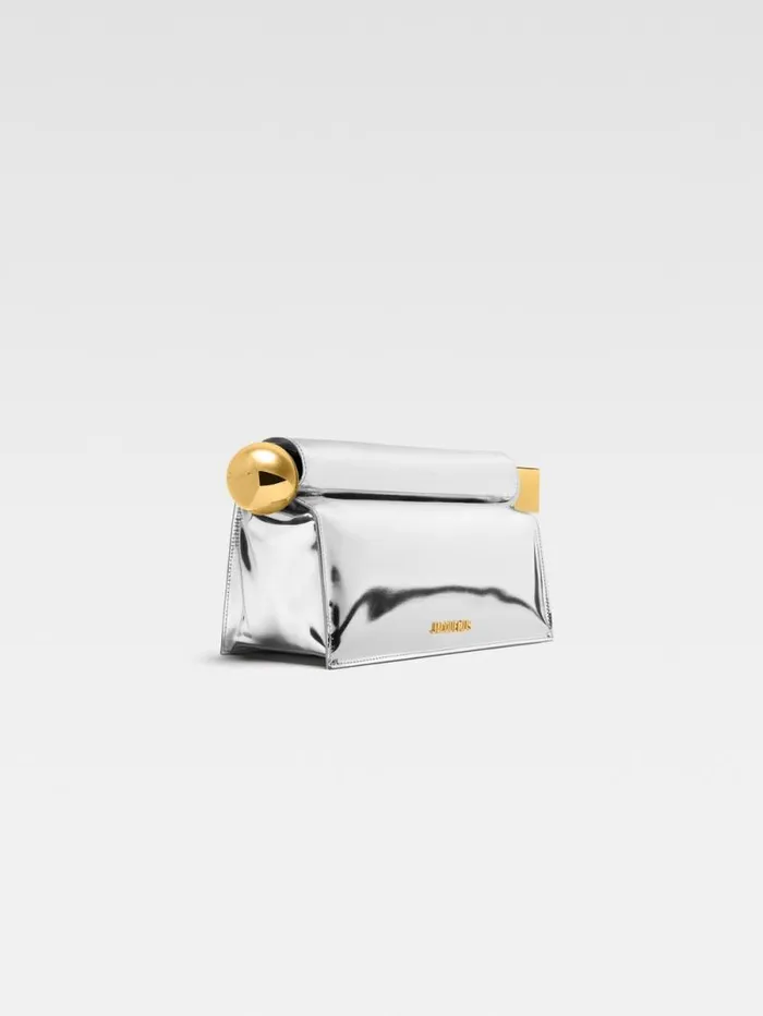 JACQUEMUS The Rond Carr Clutch Silver Women Crossbody and Handbags JACQUEMUS The Rond Carr Clutch Silver Women Crossbody and Handbags